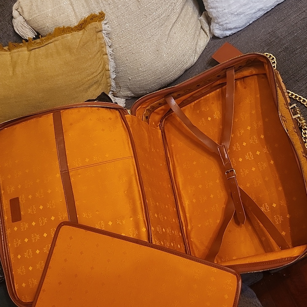 MCM Cognac Visetos Weekender Bag Vintage Made In Germany Unbranded Chains Added - Picture 15 of 17